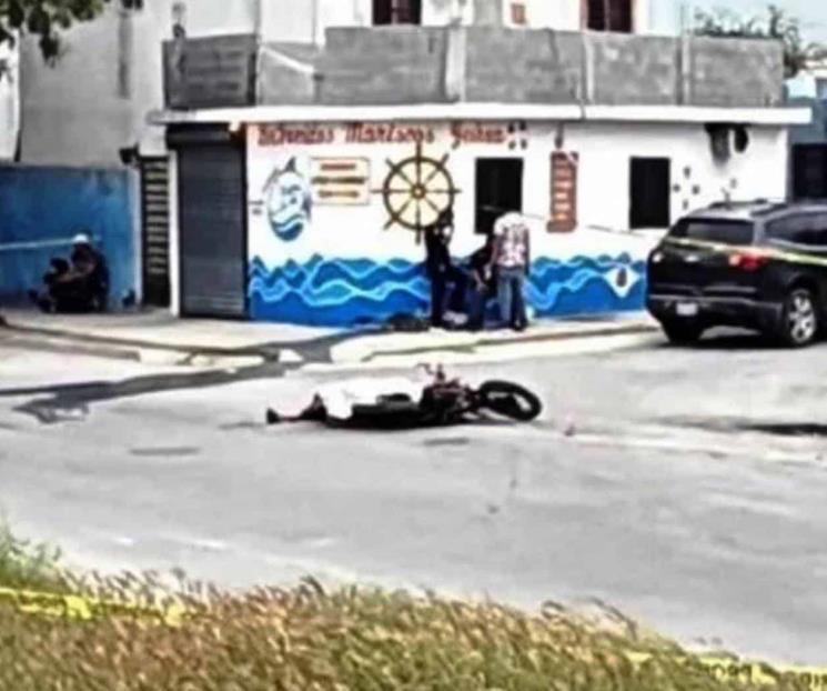 Derrapa su moto y muere