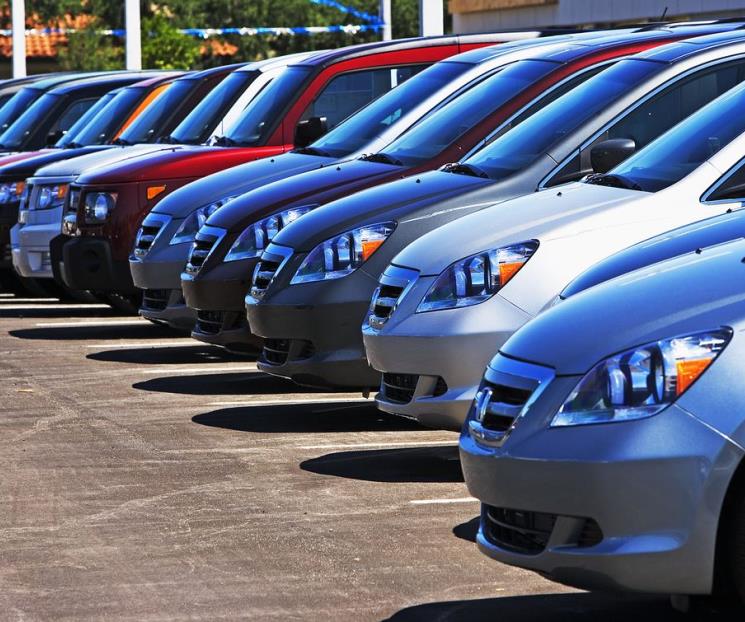 Autorizan importación de autos usados Autorizan importación de autos usados