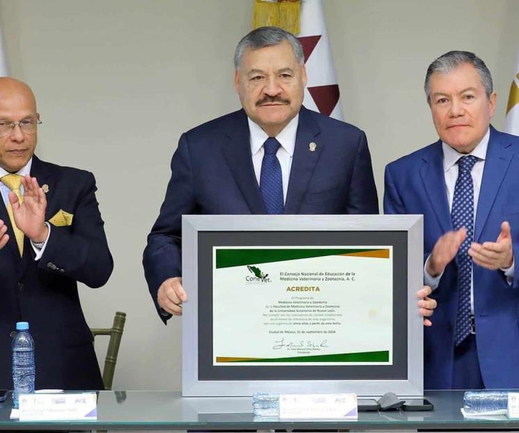 Doble acreditación Licenciatura en Medicina Veterinaria y Zootecnia Doble acreditación Licenciatura en Medicina Veterinaria y Zootecnia