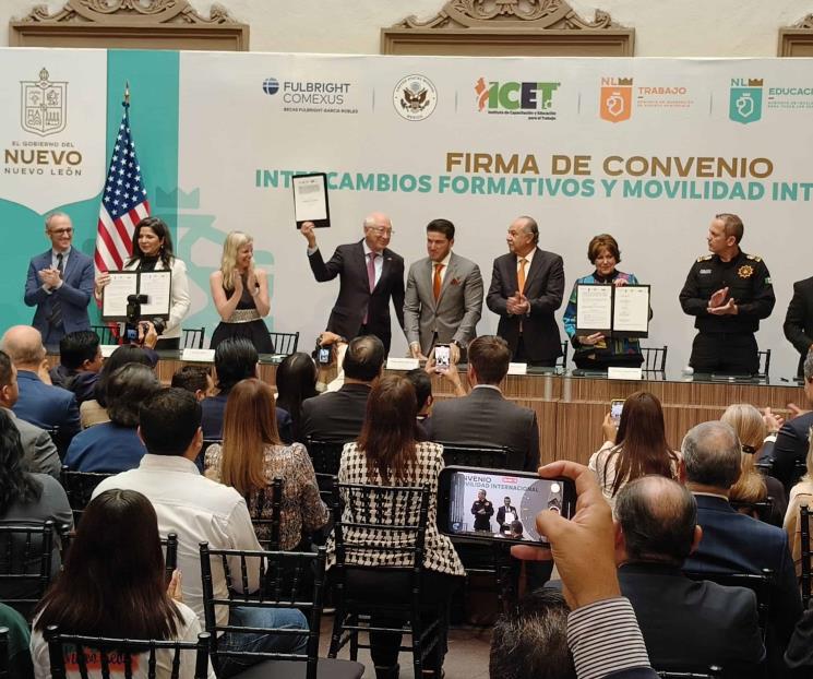 Capacitarán en EU a estudiantes y maestros de NL