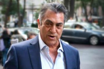 Fallece mamá de El Bronco