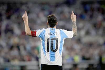 Vetan en Paraguay a Lionel Messi