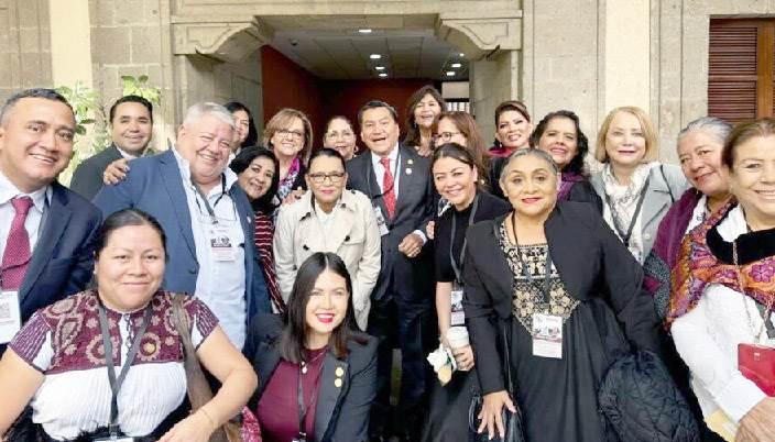 Cierran filas ante llegada de nuevo gobierno en EU Cierran filas ante llegada de nuevo gobierno en EU