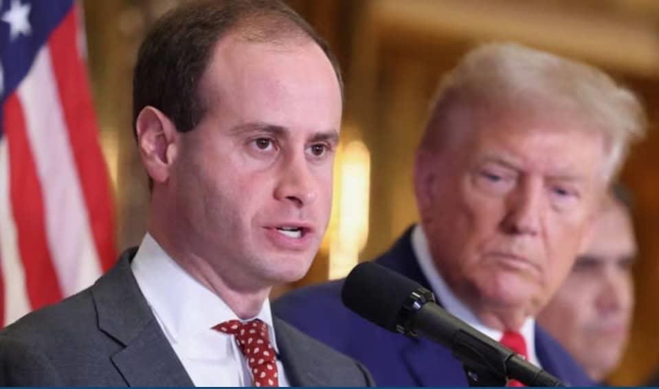 Trump elige a William Owen Scharf como asistente del presidente Trump elige a William Owen Scharf como asistente del presidente