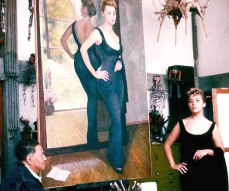 Revela museo proceso del retrato de Silvia Pinal