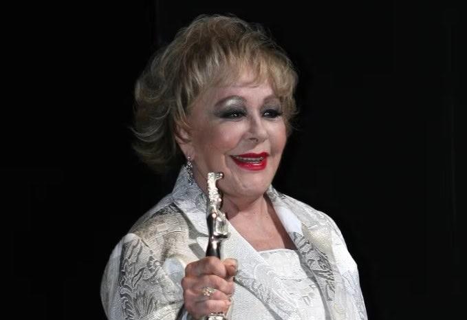 Silvia Pinal recibirá homenaje en el Palacio de Bellas Artes Silvia Pinal recibirá homenaje en el Palacio de Bellas Artes