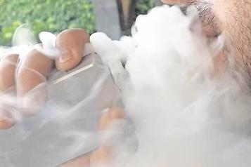 Proh&iacute;ben la producci&oacute;n y venta de vapeadores