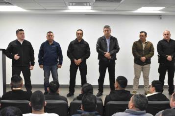 Recibe Academia de Polic&iacute;a regia a 40 nuevos cadetes