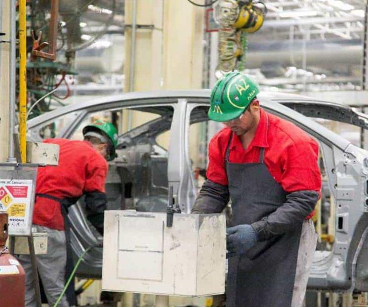 Producción automotriz crece 6.7% en noviembre
