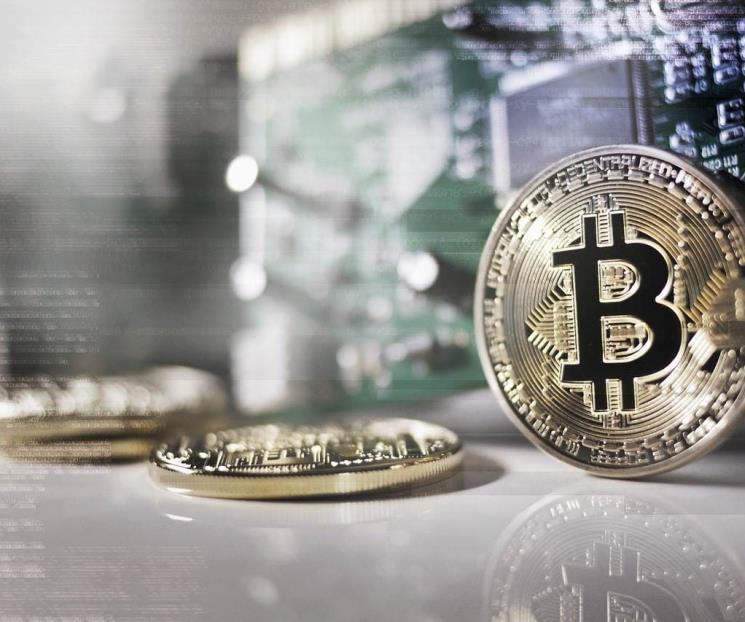 Bitcoin vuelve a superar los 100 mil dólares