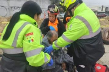 Cae en obra inconclusa de Agua y Drenaje; resulta lesionado