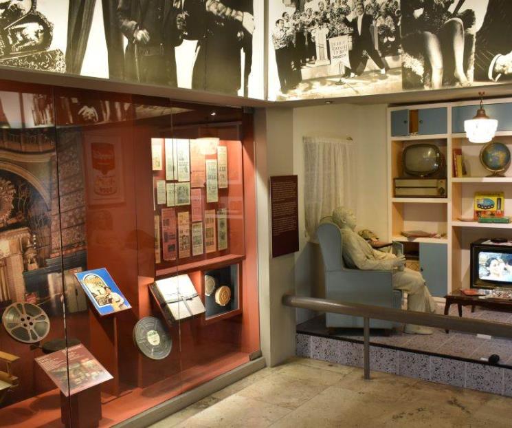 Rinden homenaje al emblemático Cine Elizondo de Monterrey Rinden homenaje al emblemático Cine Elizondo de Monterrey