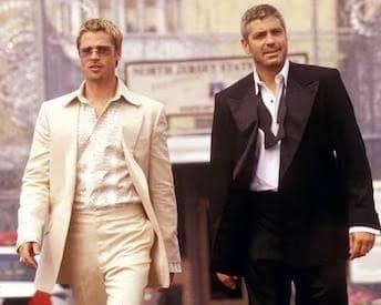 La Gran Estafa es una de las pocas franquicias en las que Pitt ha participado y aquí aparece con un reparto lleno de estrellas como George Clooney y Matt Damon, en 2001.