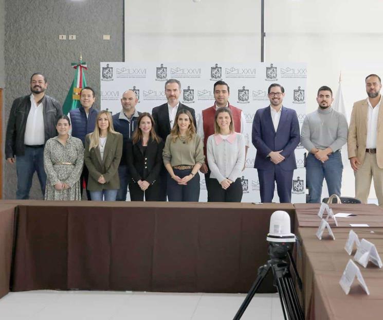 Deja Samuel plantados a legisladores y alcaldes Deja Samuel plantados a legisladores y alcaldes