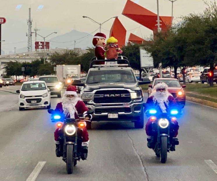 Llega en motocicleta la Navidad a SC Llega en motocicleta la Navidad a SC