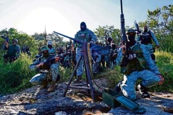 Alertan expertos por riesgo de declarar a narcos como terroristas