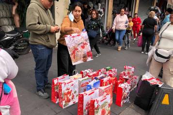 Mexicanos les gusta hacer intercambios navideños