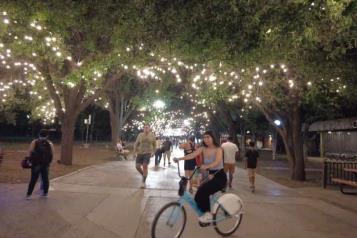 Estrenan regios en Fundidora sus regalos