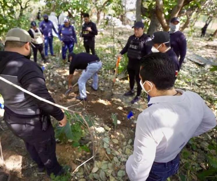 Descubren 11 fosas clandestinas en Chiapas Descubren 11 fosas clandestinas en Chiapas