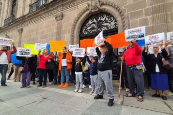 Empiezan protestas de asociaciones