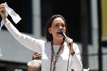 Llaman a protestar previo a toma de posesión de Maduro