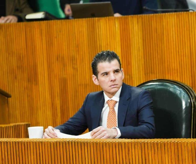 Denuncian diputados de MC que abusaron de su confianza Denuncian diputados de MC que abusaron de su confianza