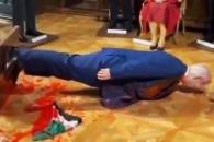 Destrozan figura de Netanyahu en Museo de Cera de CDMX