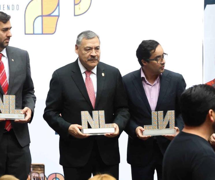 Reconoce NL actividad cultural de la Universidad