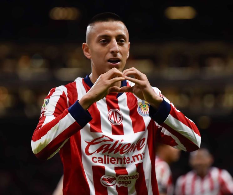 Las Chivas debutan con triunfo