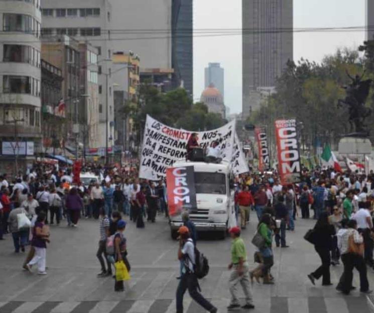 Amenazan con protestas si pasa reforma del Infonavit