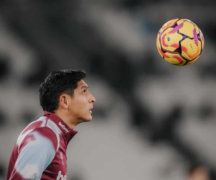 Edson Álvarez vence a Raúl Jiménez en la Premier League