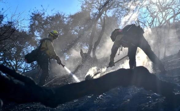 Las teorías de conspiración sobre origen de incendios en California