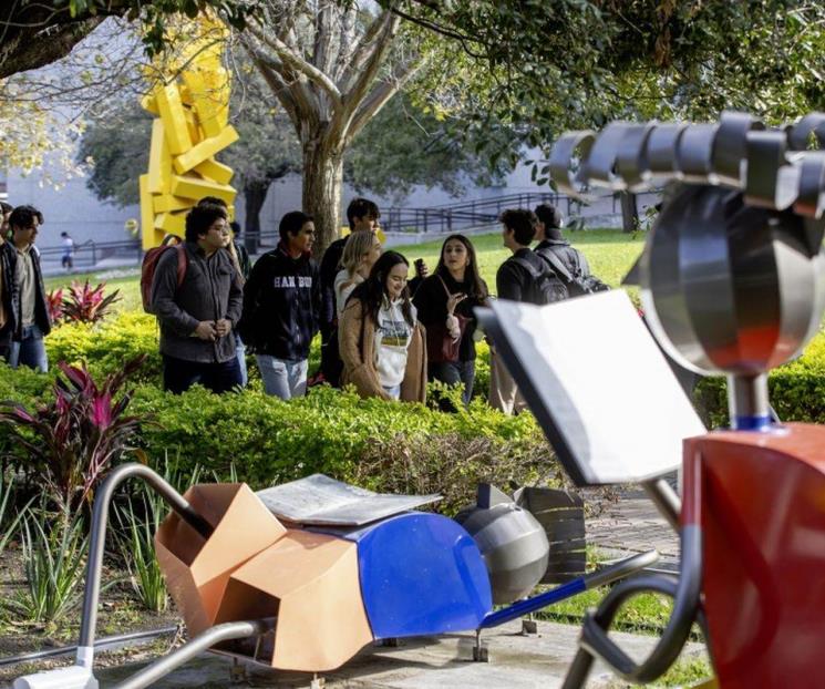 Regresa el ambiente estudiantil a las aulas de la UDEM
