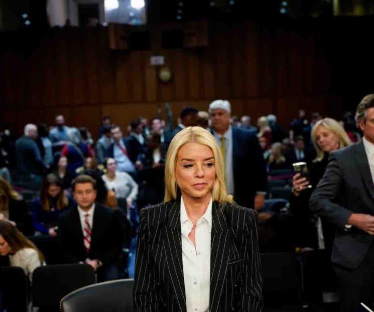 Nomina Trump a Bondi para fiscal general