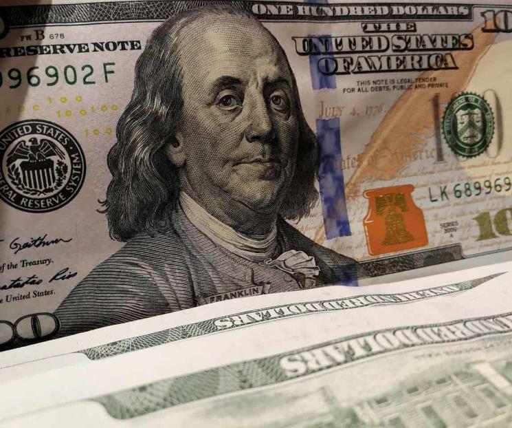 Precio del dólar abre al alza en 20.63 al mayoreo