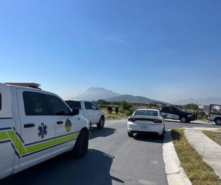 Hallan cadáver emplayado en tambo de basura