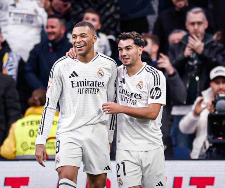 Golea el Real Madrid a la UD Las Palmas y toma la cima de La Liga