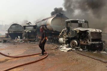 Mueren sesenta personas en explosi&oacute;n de cami&oacute;n en Nigeria