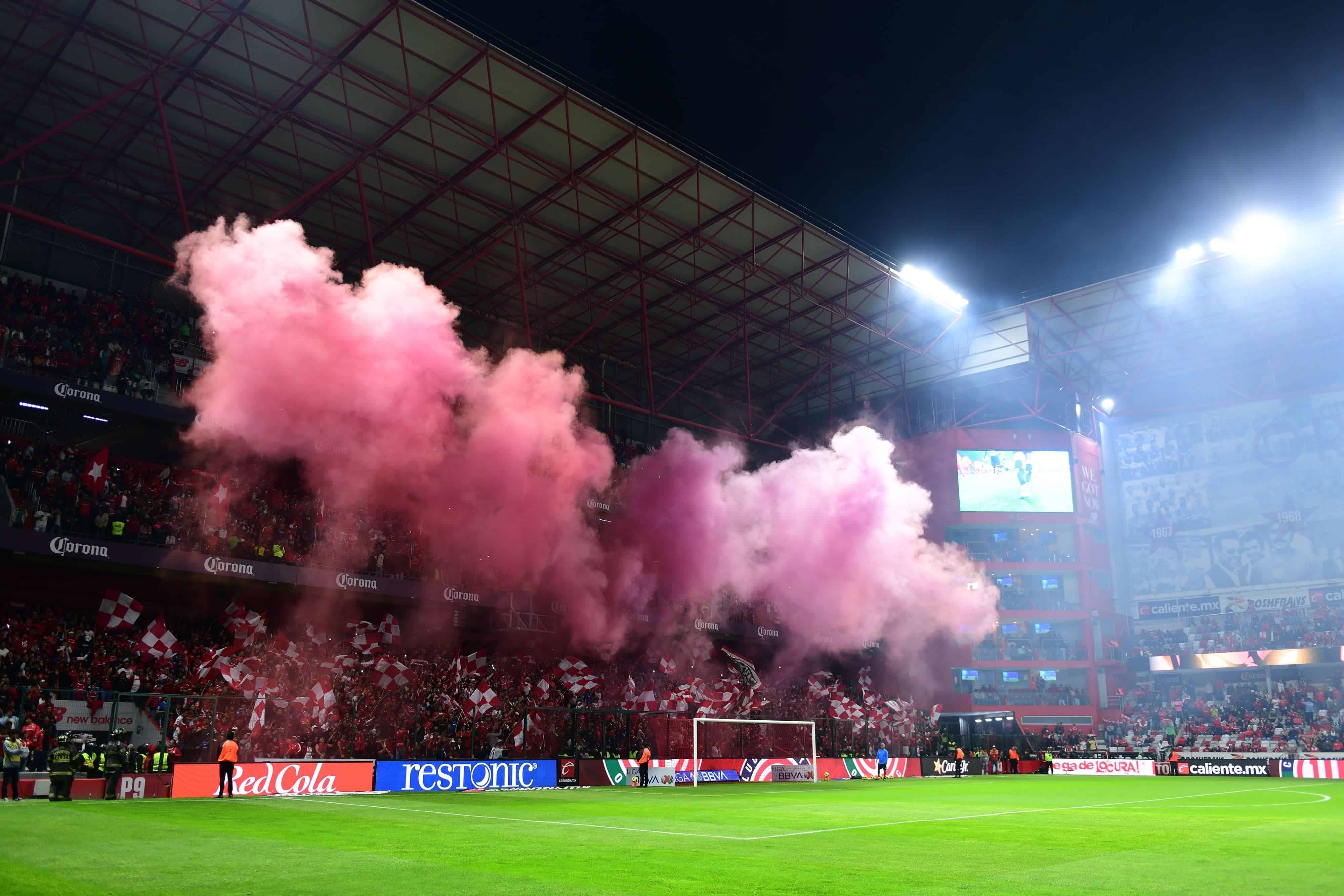 Estadio Nemesio Diez.