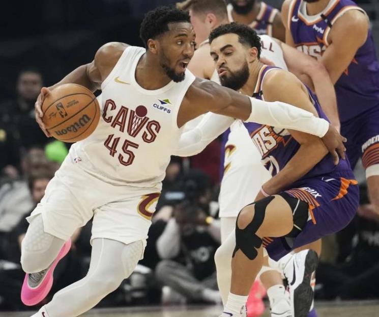 Cavaliers se imponen a los Suns con paliza