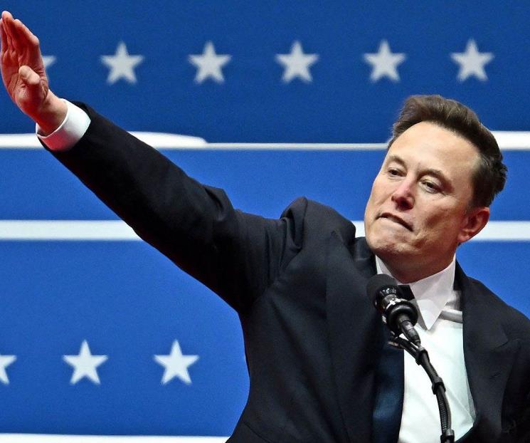 Desata polémica saludo de Musk tras investidura