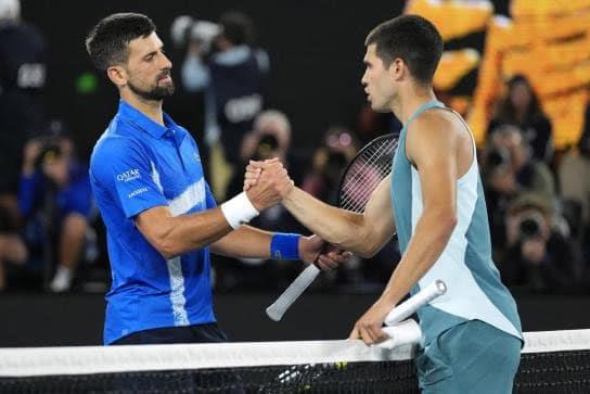 Remonta Djokovic ante Alcaraz y avanza a semifinales en Australia 