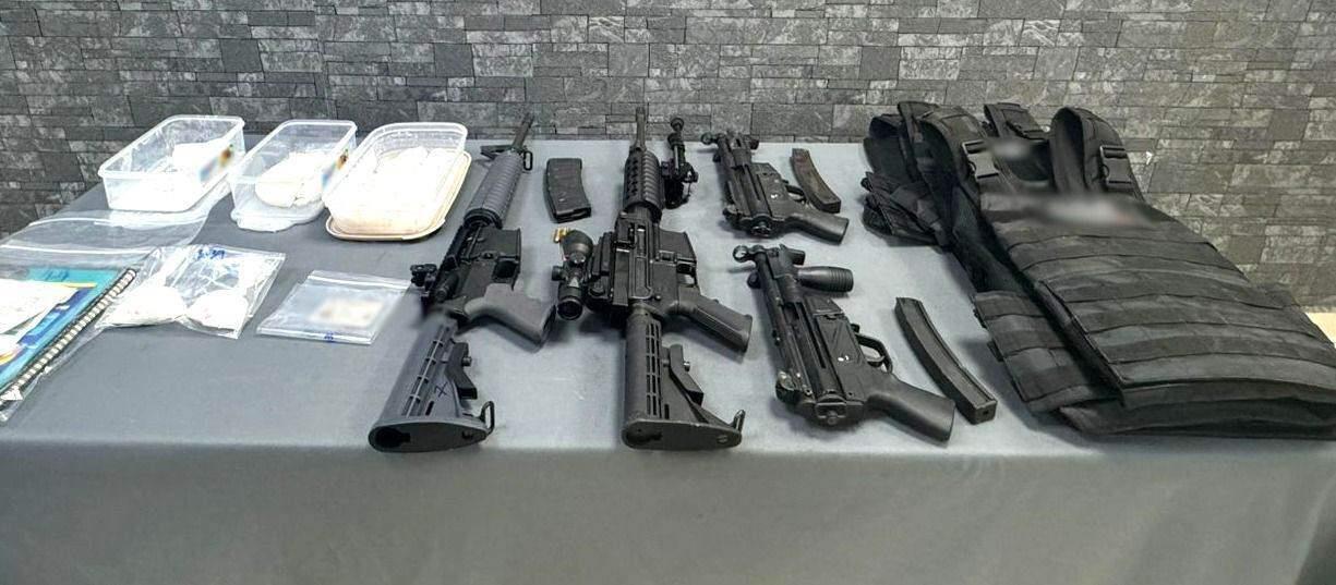 Aseguran droga tras cateo en Juárez