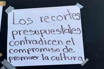 Orquesta Escuela Carlos Chávez realiza protesta pacífica
