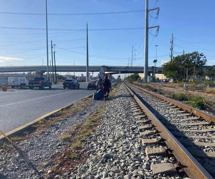 Limpia Escobedo la Avenida Barragán
