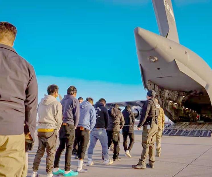 Difunde NBC supuesto rechazo de vuelo de deportados a México