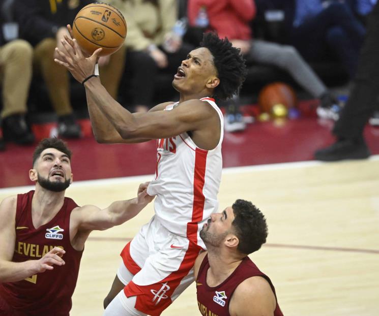 Confirman Rockets superioridad sobre Cavs