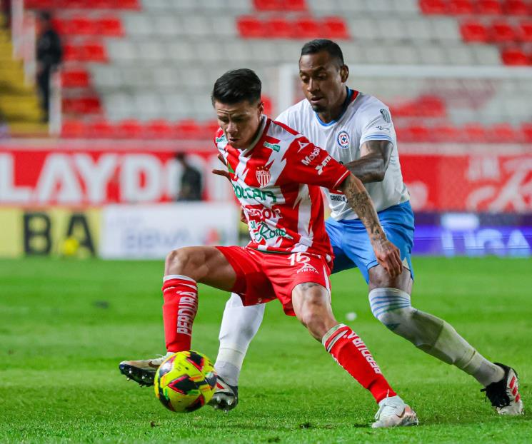 Se impone Cruz Azul a Necaxa