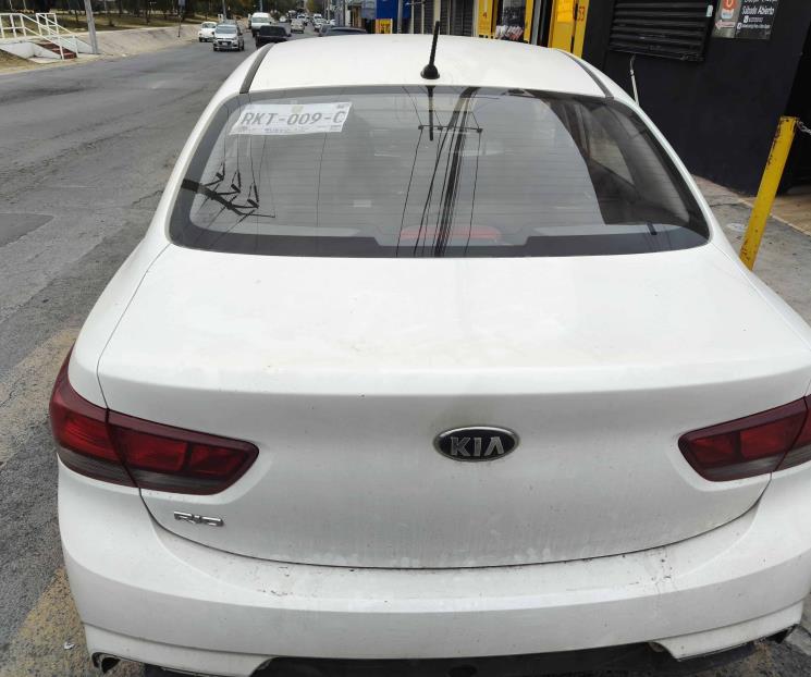 Circula con placas de papel