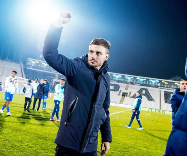 Dirige Martín Anselmi primer juego con Porto